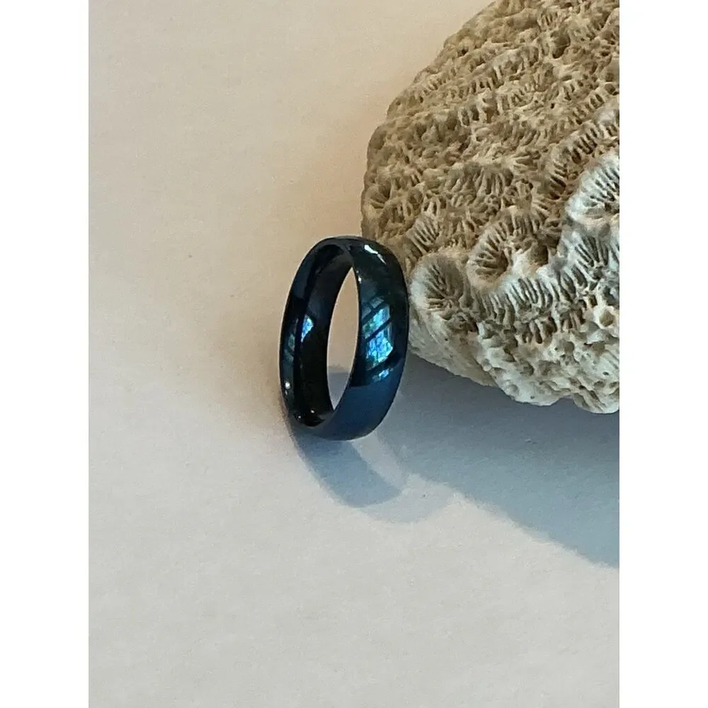 Women’s 316L Stainless Steel Wedding Band Ring Comfort Fit Blue Size 6